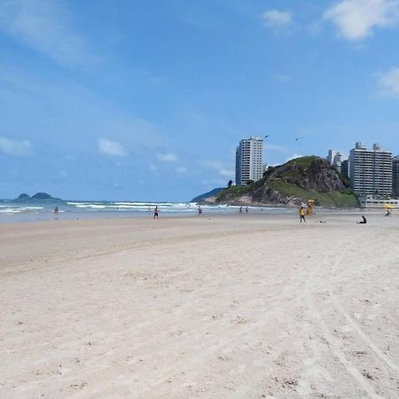 Apto Guaruja 1 Dorm Com Garagem Coberta 280M Da Praia Exterior foto