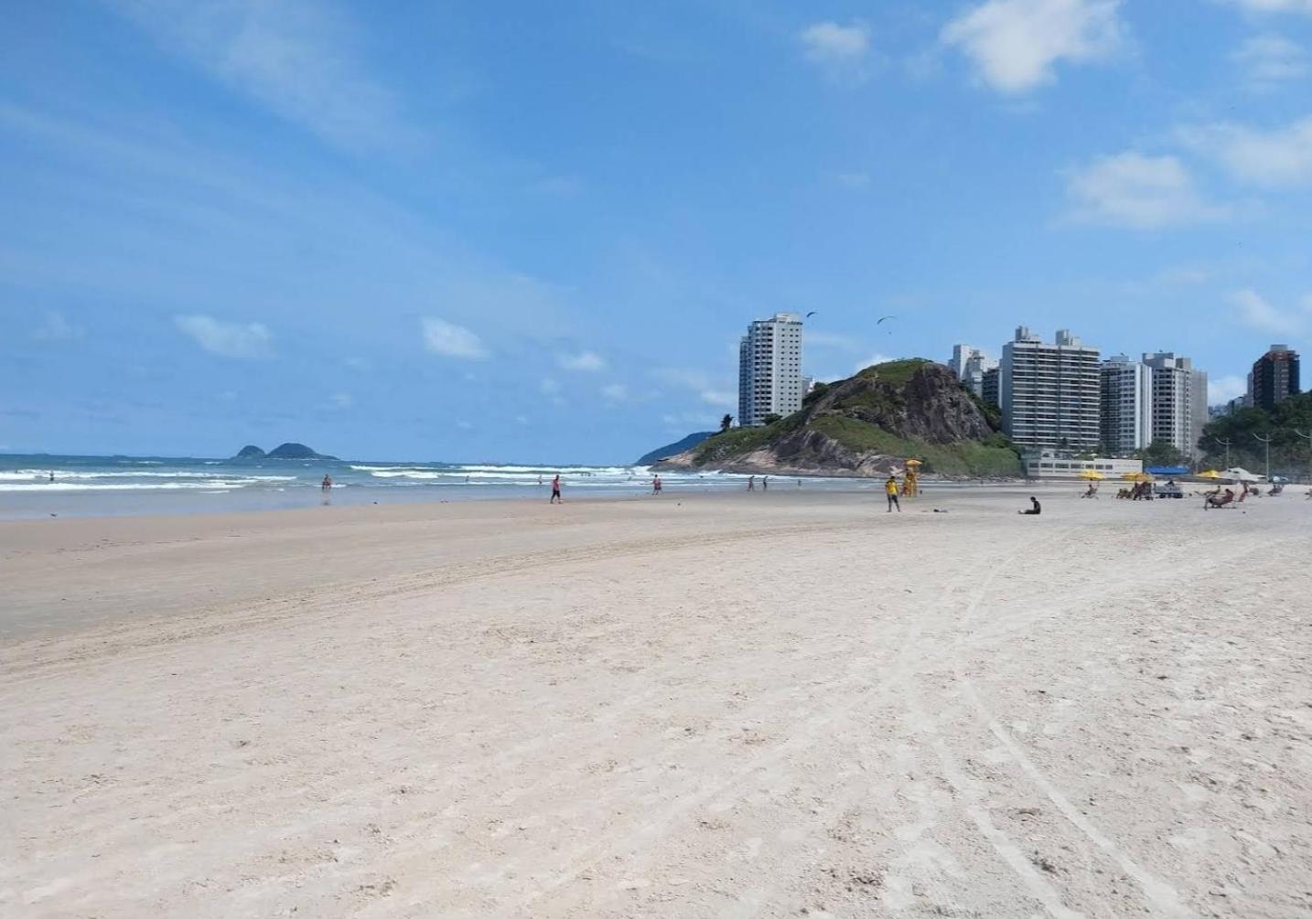 Apto Guaruja 1 Dorm Com Garagem Coberta 280M Da Praia Exterior foto