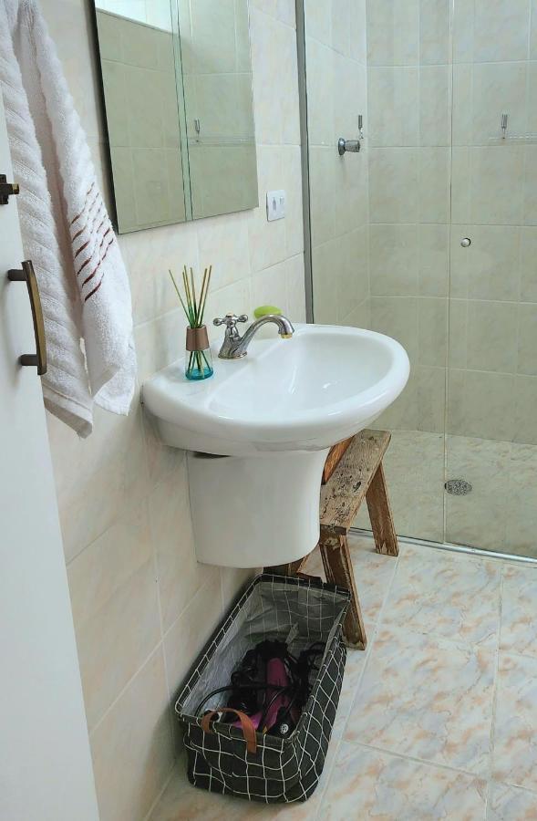 Apto Guaruja 1 Dorm Com Garagem Coberta 280M Da Praia Exterior foto